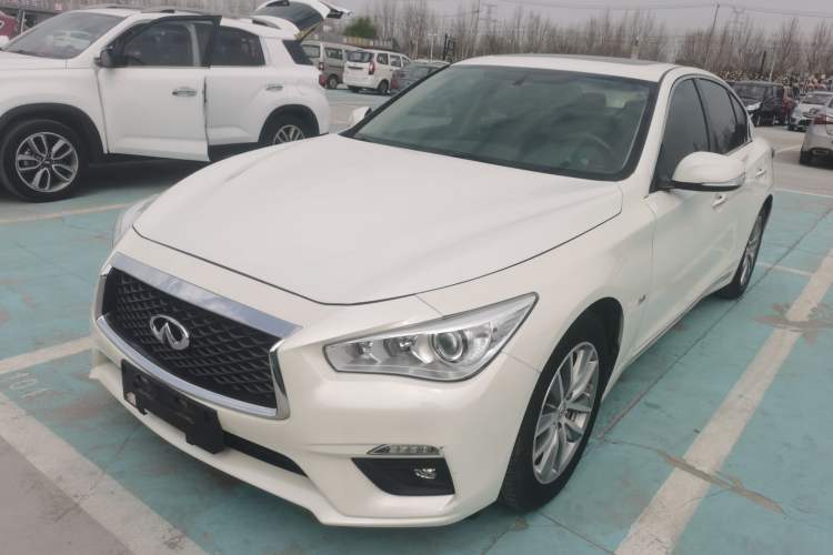 Used Infiniti Q50L 2018 2.0T Comfort Edition China V Standard