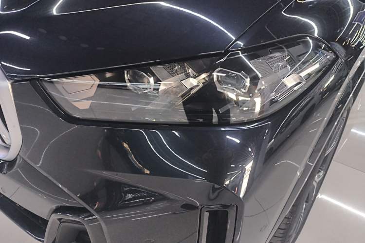 Used BMW X5 2023 xDrive 30Li Luxury M Sport Night Edition Package
