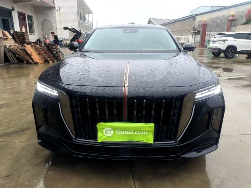 Used Hongqi H9 2025 2.0T Two-Wheel Drive Flagship Private Enjoyment Fashion Edition 5 Seats — 2