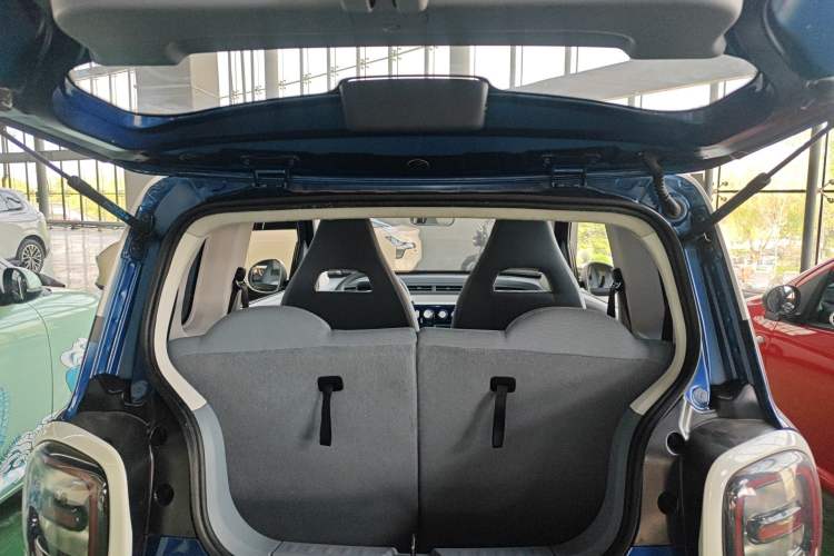 Used Bestune Pony 2024 170km Vitality Horse
