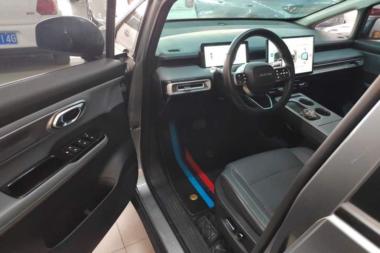 Used AION Y 2023 Plus 510 Smart Edition