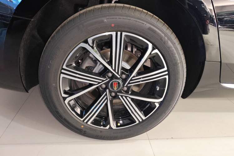 Used Hongqi H5 PHEV 2025 170 Super Hybrid Version
