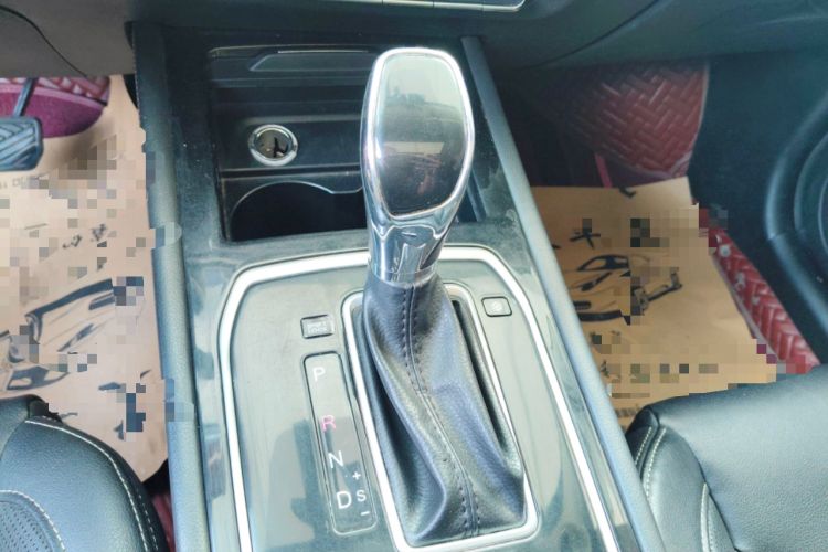 Used Dongfeng Fengon 580 2020 1.5T CVT Luxury Edition Gear Lever