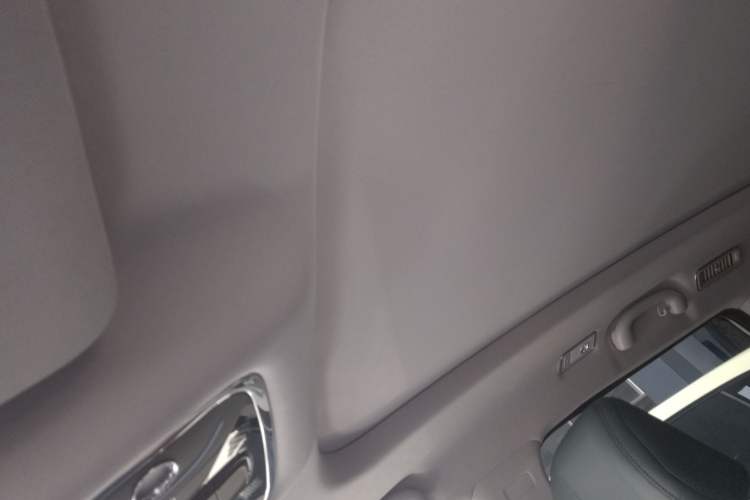 Used JETOUR Shanhai L9 2024 1.5TD 2DHT Max 7-Seater