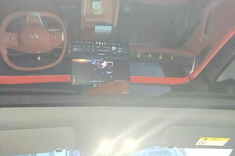 Used ONVO L60 2024 60 kWh Rear-Drive Version
