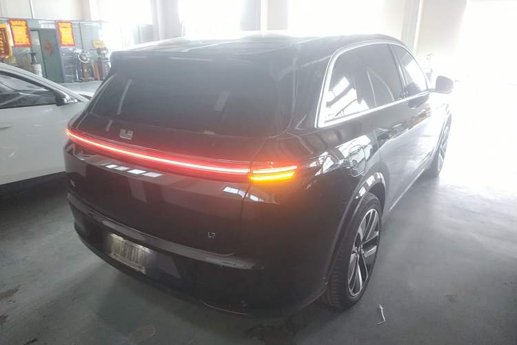 Used Li Auto L7 2023 Max model Rear Right 45 Deg