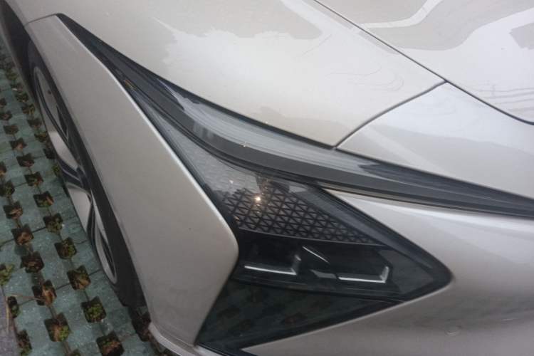 Used IM L7 2022 Pro Model Right Front Headlight