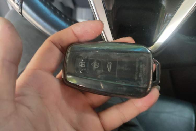 Used Toyota Camry 2018 2.0G Luxury Edition