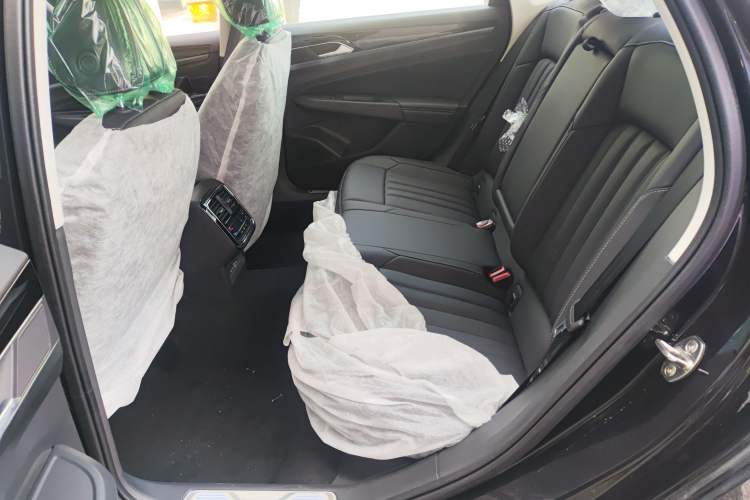 Used Volkswagen Passat New Energy 2025 430 PHEV Hybrid Business Edition Left Rear Seat