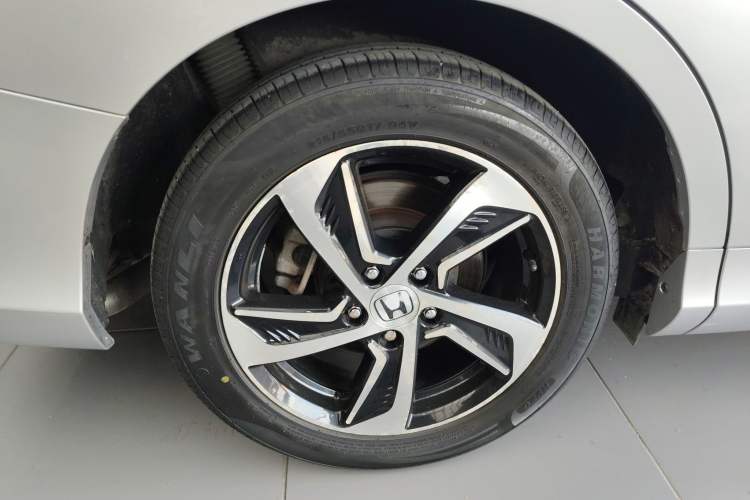 Used Honda Odyssey 2015 Updated Version 2.4L Smart Edition
