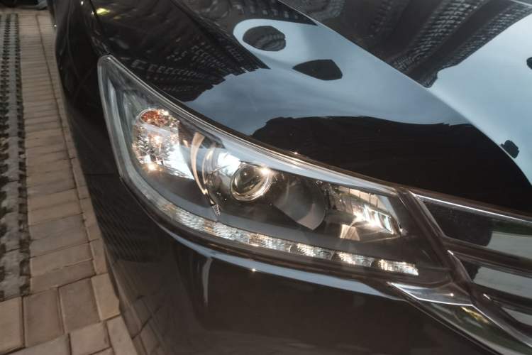 Used Honda Accord 2015 2.0L LX Comfort Edition