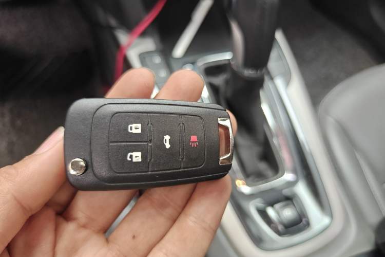 Used Chevrolet Malibu 2017 1.5T Automatic Luxury Edition Vehicle Key