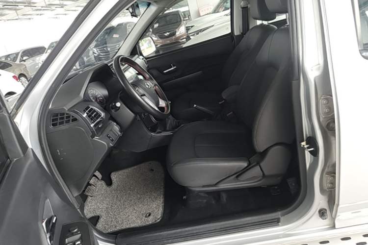 Used Great Wall Wingle 5 2021 2.0T Diesel Two-Wheel Drive Elite Version Big Double Cab China VI Standard GW4D20M