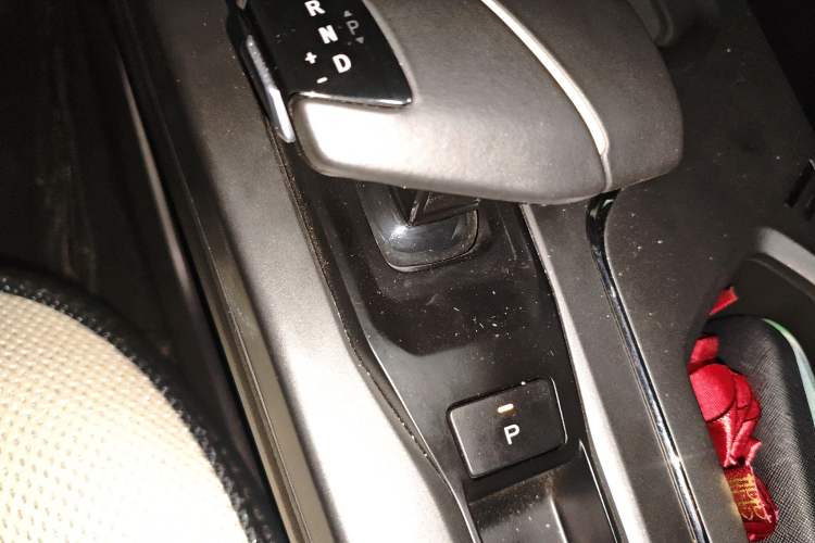 Used CHANGAN OSHAN X5 PLUS 2023 1.5T DCT Excellence Edition Gear Lever