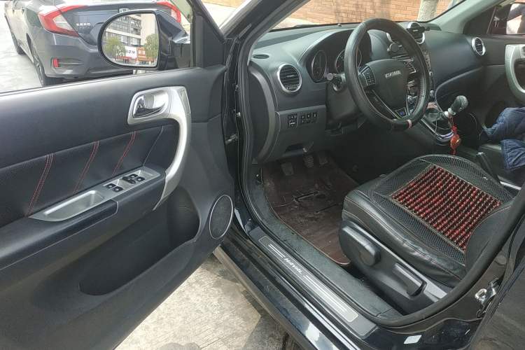 Used Haval H6 2015 Upgraded Model 1.5T Manual Two-Wheel Drive Elite Version