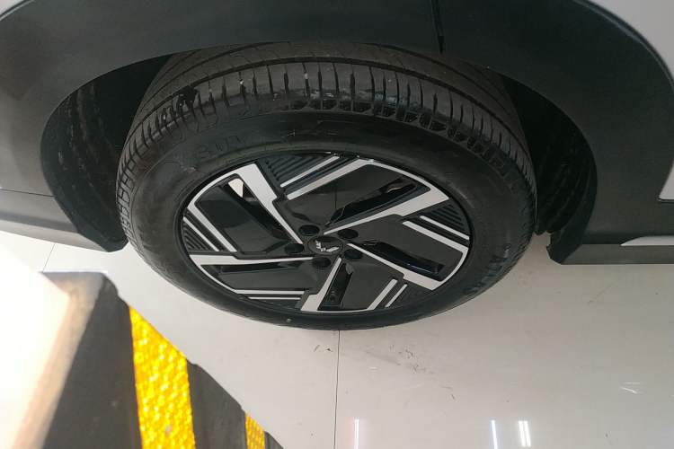 Used Wuling Xingguang S 2024 510 km Flagship Version Exterior 5