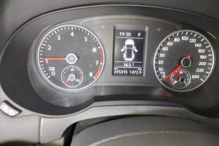 Used Volkswagen Sharan 2013 2.0 TSI Comfort Model
