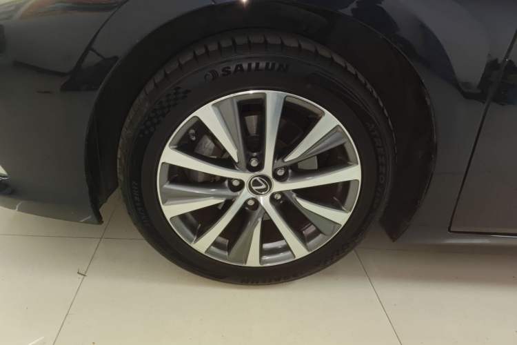 Used Lexus ES 2020 200 Luxury Edition