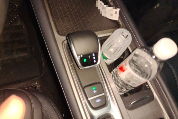 Used Chery Fengyun A8 2025 Model 70km Basic Version
