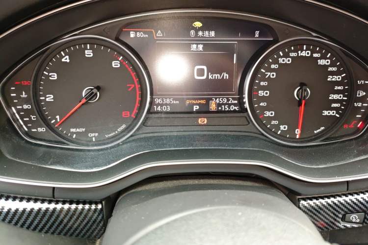 Used Audi A4L 2018 30th Anniversary Edition 40 TFSI Trendy Model Odometer Close Up