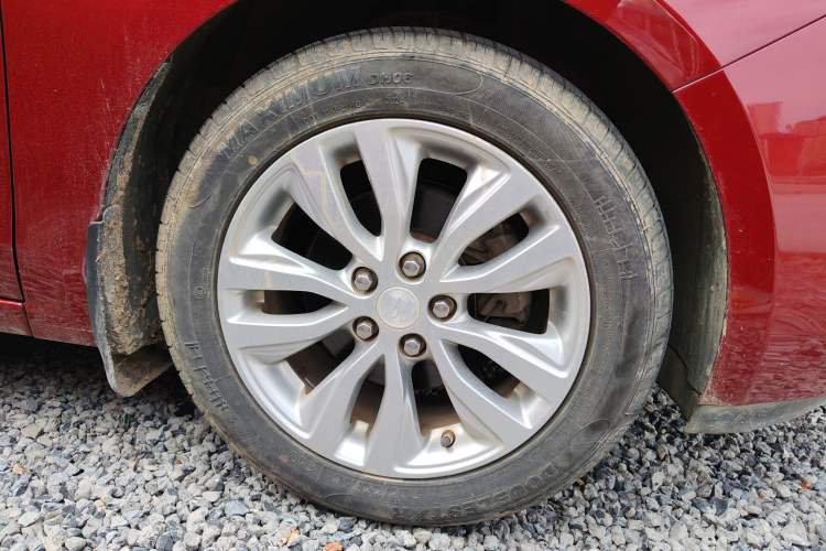 Used Buick GT 2018 15T Manual Elite Version China V Standard
