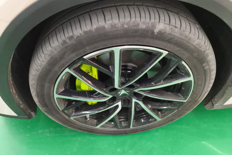 Used ARCFOX Alpha S5 2025 560MAX 185kW