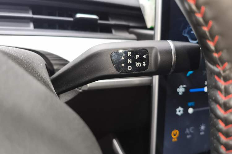 Used NETA V 2022 Chao 400 Lite Gear Lever