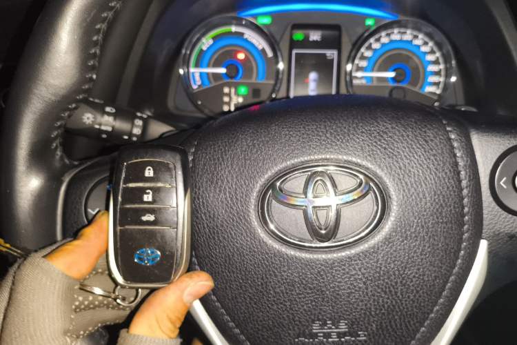 Used Toyota Corolla 2017 Revised Dual-Engine 1.8L E-CVT Elite Edition
