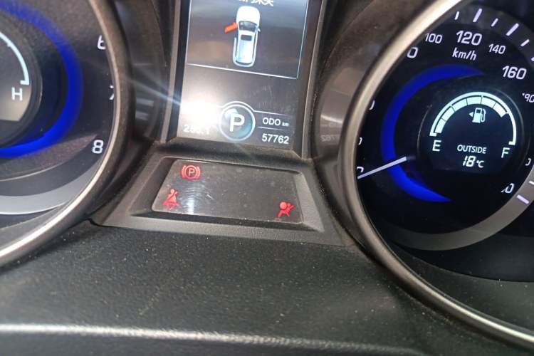 Used CHANGAN CS75 2014 1.8T Automatic Elite Model China IV Standard
