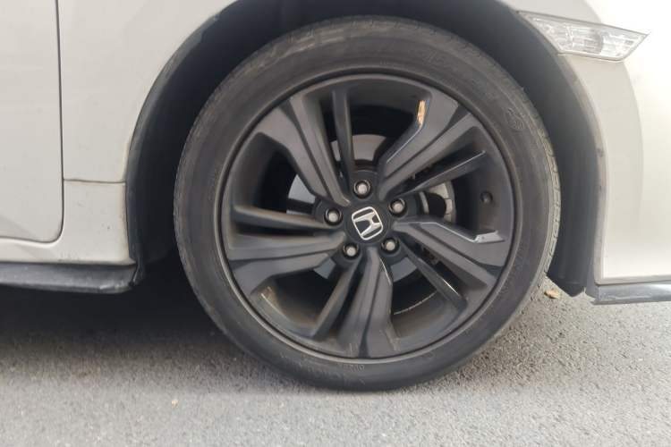 Used Honda Civic 2021 HATCHBACK 220TURBO CVT Trendy Cool Edition
