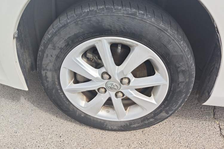 Used Toyota YARiS L Zhi Xuan 2014 1.3E Manual Charm Edition
