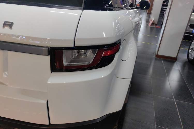 Used Land Rover Range Rover Evoque 2017 2.0T SE Smart Glow Edition