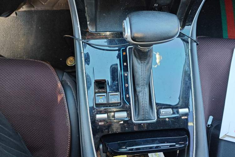 Used GAC Trumpchi GS4 PLUS 2022 390T Automatic Galaxy Edition Gear Lever