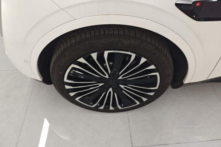 Used Avatr 11 2022 Ultra-Long Range Dual-Motor Luxury Edition 4 Seats