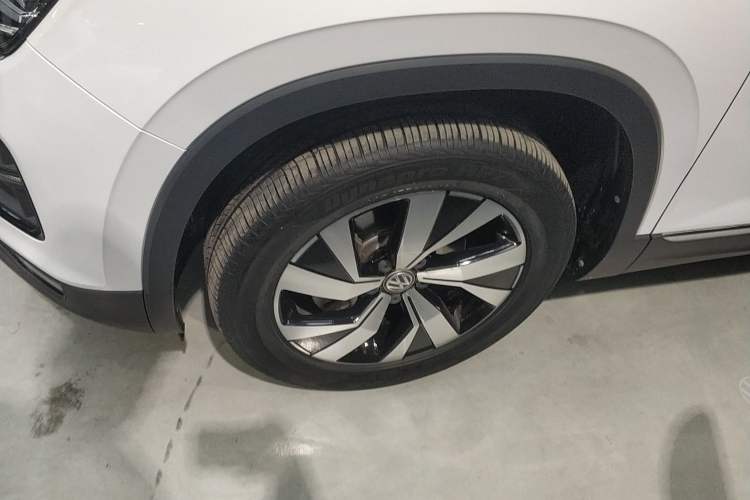 Used Volkswagen Tayron 2020 330TSI Two-Wheel Drive Luxury Smart Connectivity Version