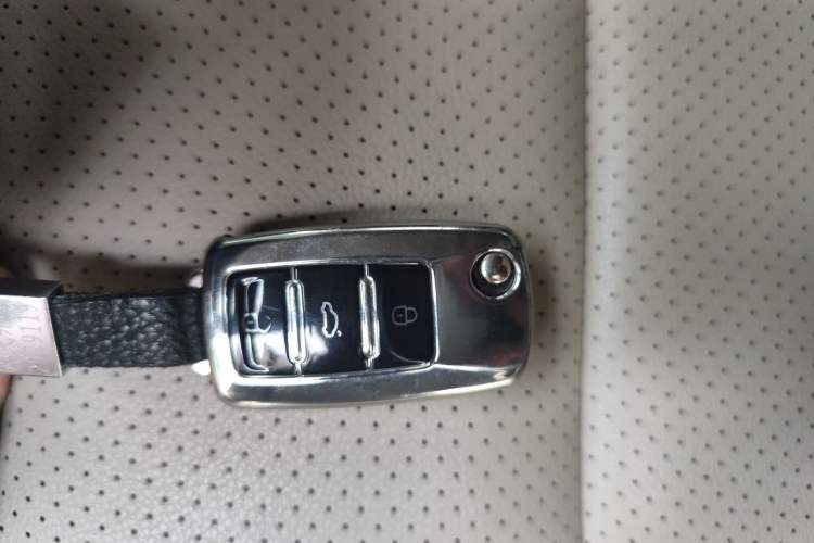 Used Wuling Rongguang V 2018 1.5L Standard Version