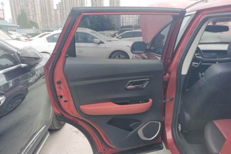 Used Haval H2s 2017 Red-Label 1.5T Manual Elite Model