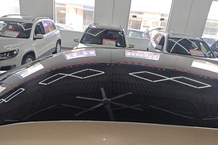 Used Venucia V 2023 260T Idol Edition Pro