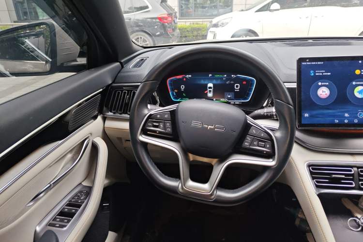 Used BYD Song PLUS New Energy 2023 Champion Edition DM-i 150KM Flagship PLUS Steering Wheel