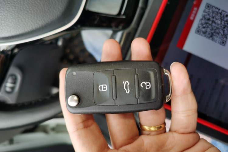 Used Volkswagen Sagitar 2015 1.6L Automatic Comfort Model