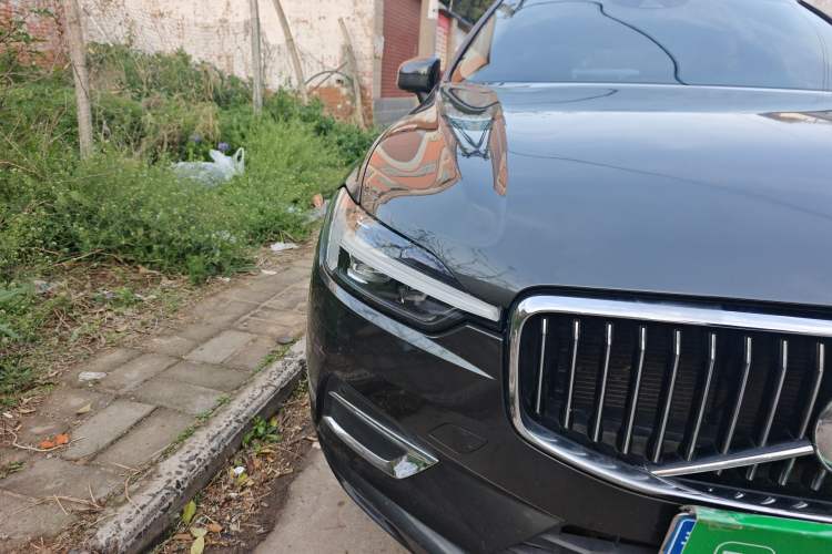 Used Volvo XC60 2021 T5 4x4 Smart Luxury Edition Right Front Headlight