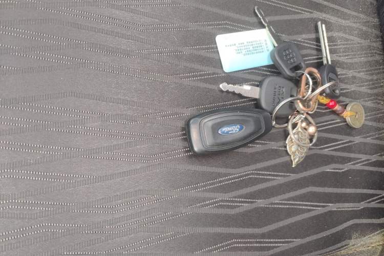 Used Ford EcoSport 2013 1.0L GTDi Manual Luxury Model
