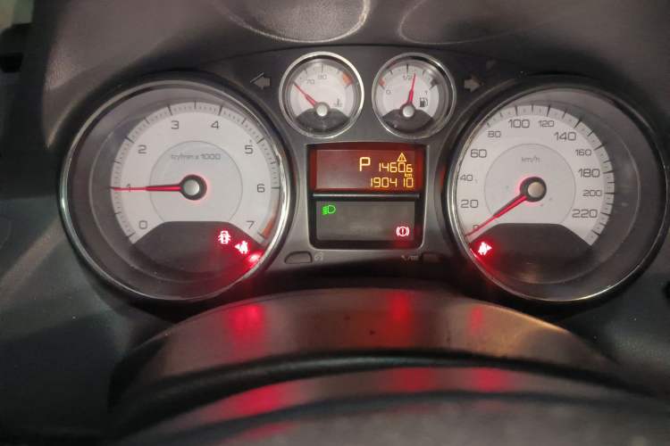 Used Peugeot 308 2012 1.6L Automatic YouShang Model Odometer Close Up