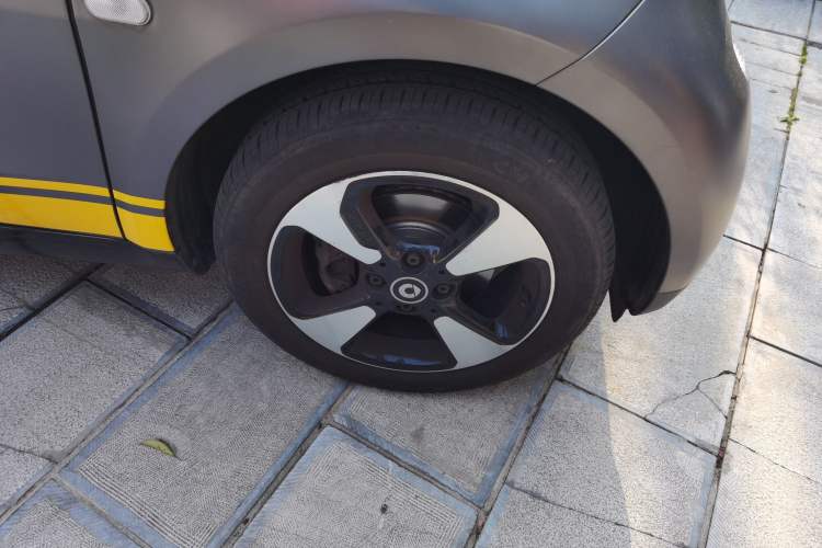 Used smart fortwo 2018 1.0L 52kW Hardtop Passion Edition China V Standard