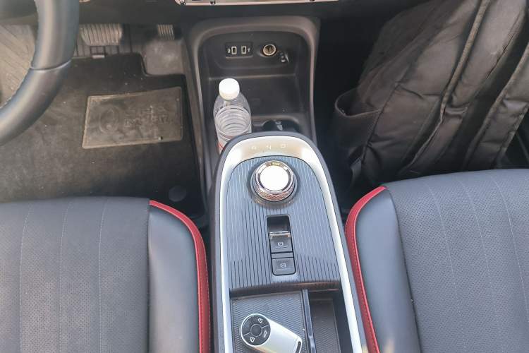 Used ORA Good Cat GT 2022 Mulan Edition 480km Long-Range续航 Gear Lever