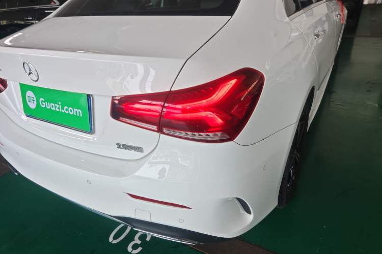 Used Mercedes-Benz A-Class 2022 Revised Version A 200 L Sport Sedan Fashionable Style Right Rear Taillight