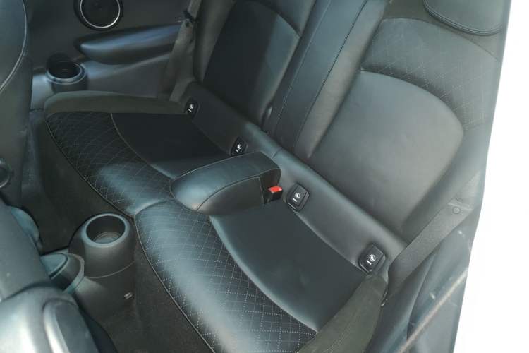 Used MINI MINI 2014 2.0T COOPER S Fun
