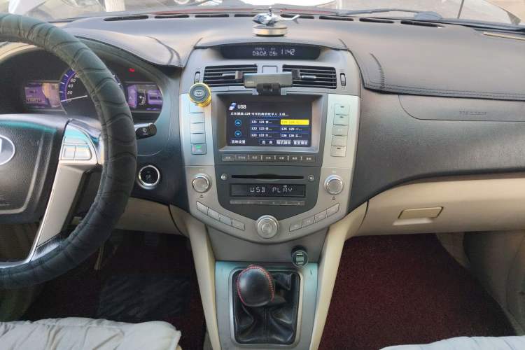 Used BYD S6 2012 2.0L Manual Luxury Version