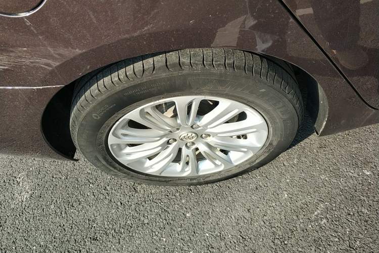 Used Buick LaCrosse 2016 30H Luxury Version