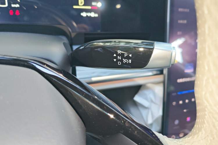 Used NETA S 2022 All-Electric 650 km Four-Wheel Drive Premium Version